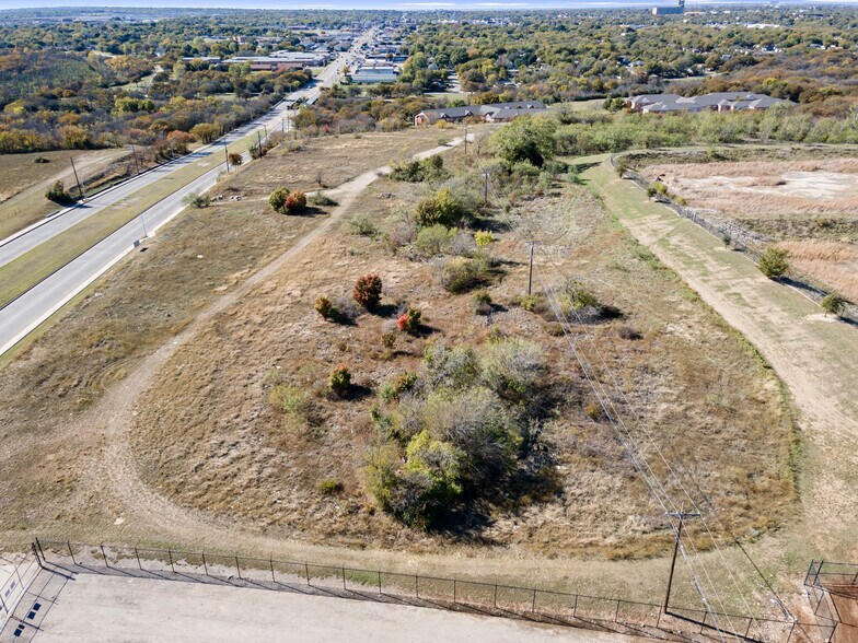 More Photos Of 2295 E Seminary Dr, Fort Worth Land For Sale