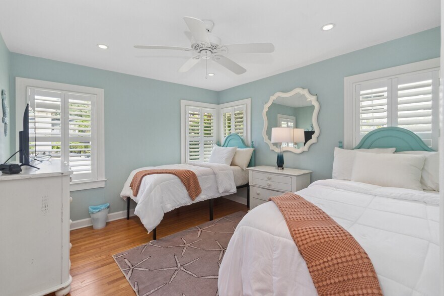 More Photos Of 110 Devon Dr, Clearwater Specialty For Sale
