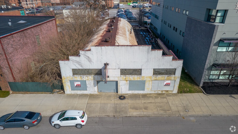 More Photos Of 480 E Main St, Columbus Auto Repair For Sale