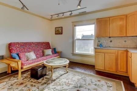 More Photos Of 707 NE 5th St, McMinnville Office For Sale
