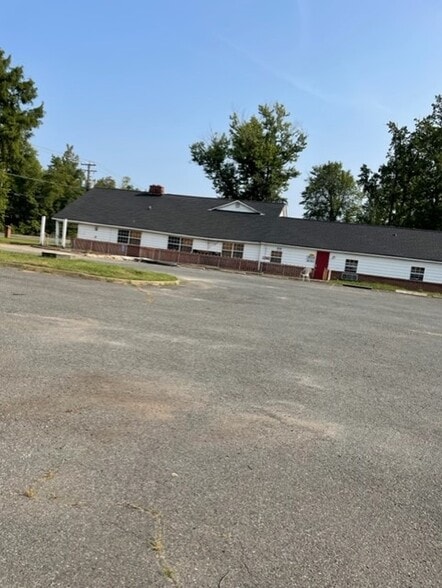 More Photos Of 1080 Richmond Hwy, Fredericksburg Assisted Living For Lease