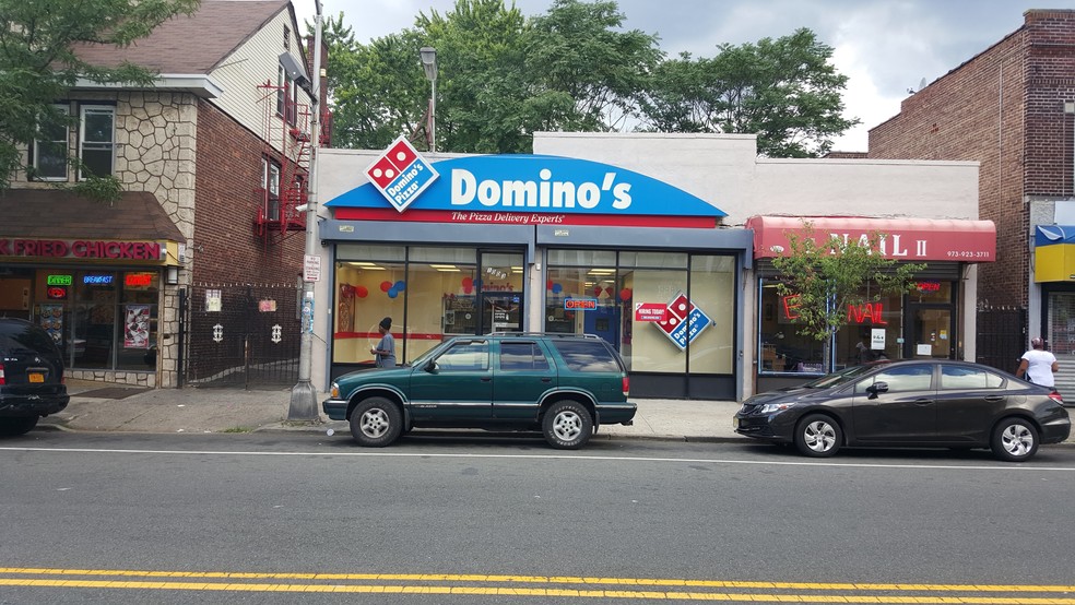 Primary Photo Of 1001-1003 Bergen St, Newark Storefront Retail Residential For Lease