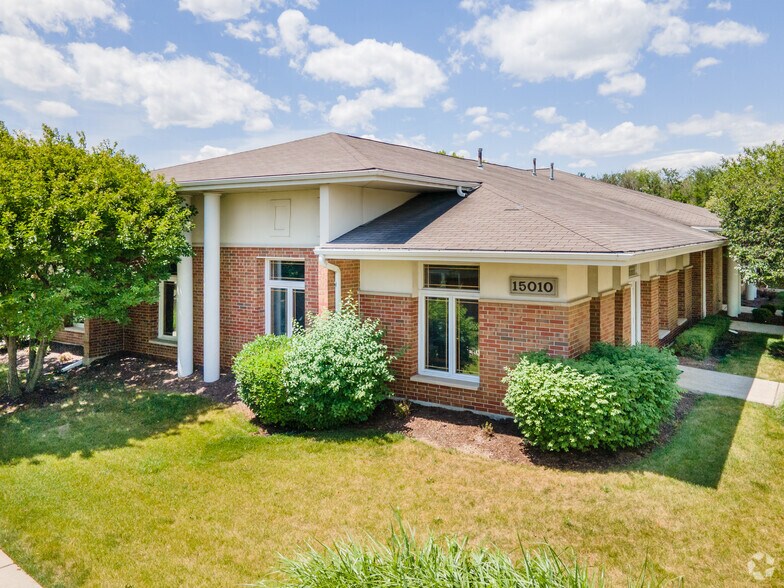 More Photos Of 15010 Ravinia Ave, Orland Park Office For Lease