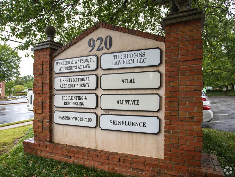 More Photos Of 920 Holcomb Bridge Rd, Roswell Office For Lease