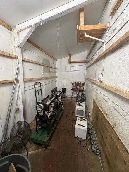 More Photos Of 179 Melody Ln, Saint Albans Industrial For Sale