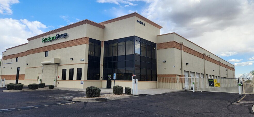 Primary Photo Of 34215 N Black Mountain Pky, Cave Creek Self Storage For Lease