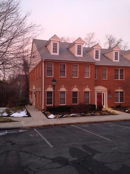 More Photos Of 210 Merrimac Ct, Prince Frederick Office For Lease