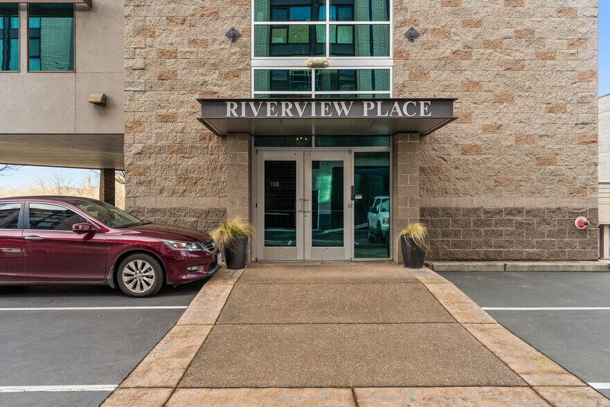 More Photos Of 201 Ferry St SE, Salem Office For Lease