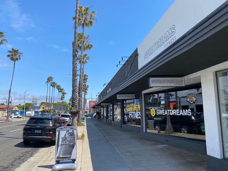 More Photos Of 417-431 S Coast Hwy 101, Oceanside Storefront Retail Office For Lease