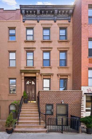 More Photos Of 192-194 Union St, Brooklyn Apartments For Sale