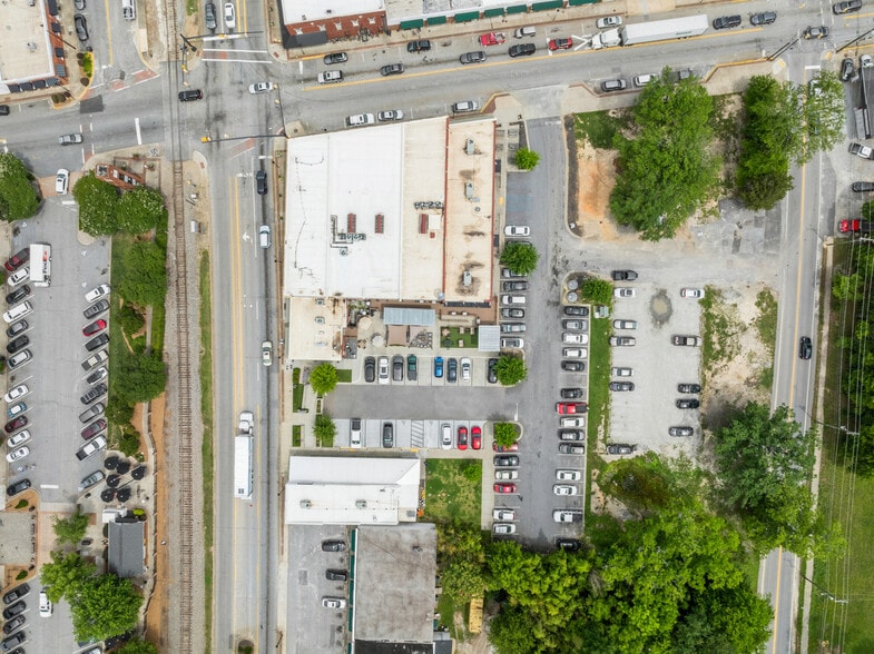 More Photos Of 128 Curtis St, Simpsonville Storefront Retail Office For Lease