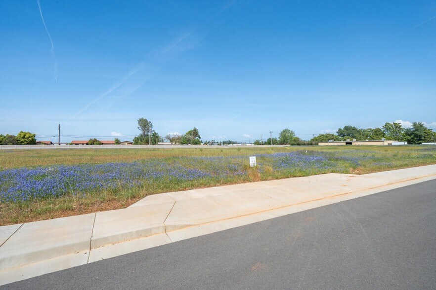 Primary Photo Of Airport Rd @ Rancho Rd, Redding Land For Sale