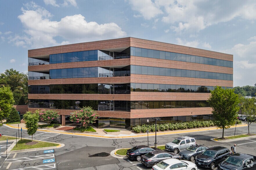More Photos Of 10306 Eaton Pl, Fairfax Office For Lease