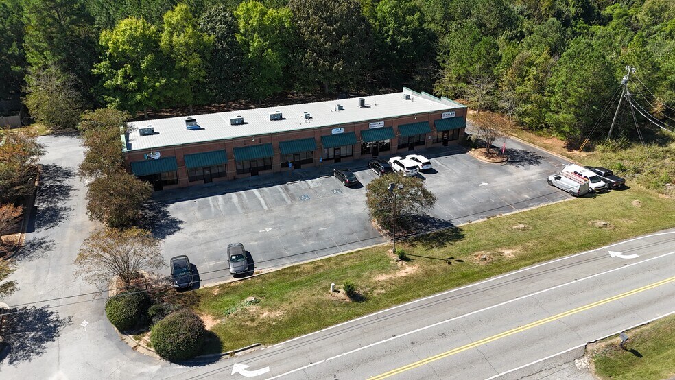 More Photos Of 116 Tyrone Palmetto Rd, Tyrone General Retail For Sale