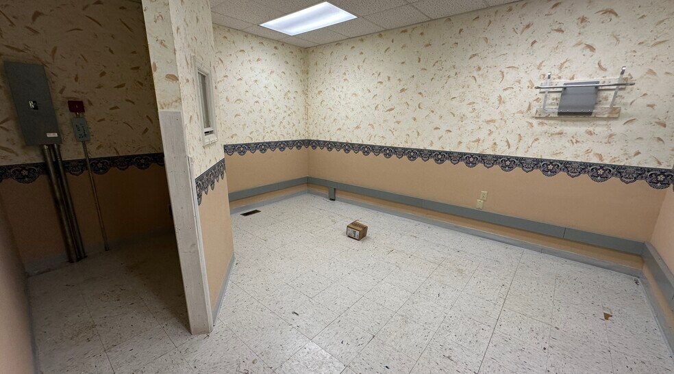 More Photos Of 444 Elmwood Ave, Alderson Medical For Sale