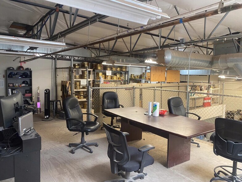 More Photos Of 175 S Hamilton Pl, Gilbert Distribution For Sale