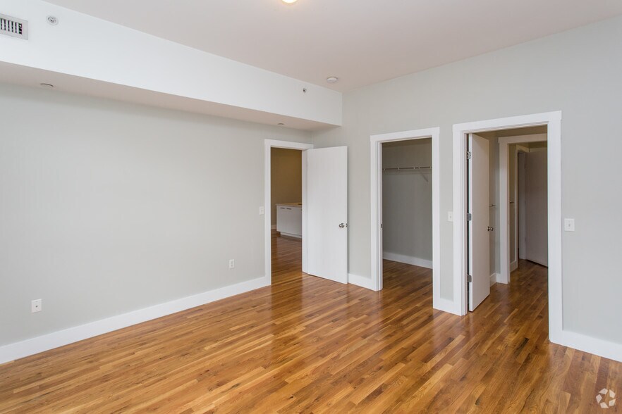 More Photos Of 361-385 Broadway, Chelsea Apartments For Lease