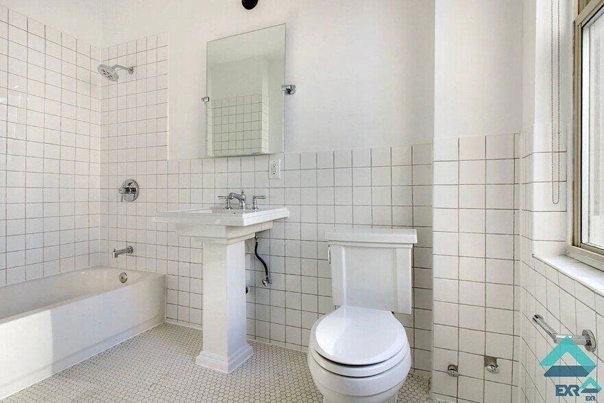 More Photos Of 487 Atlantic Ave, Brooklyn Apartments For Sale