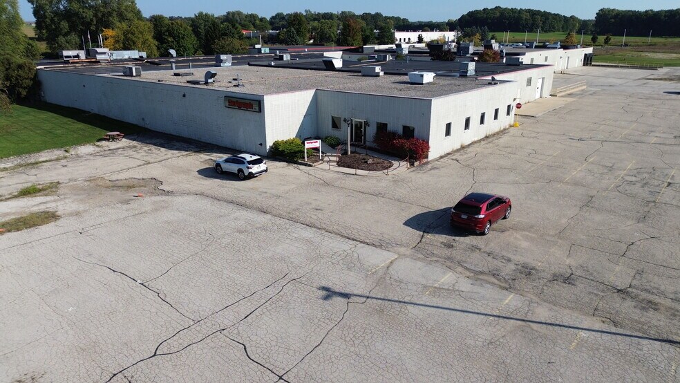 Primary Photo Of 3701 Decorah Rd, West Bend Warehouse For Lease