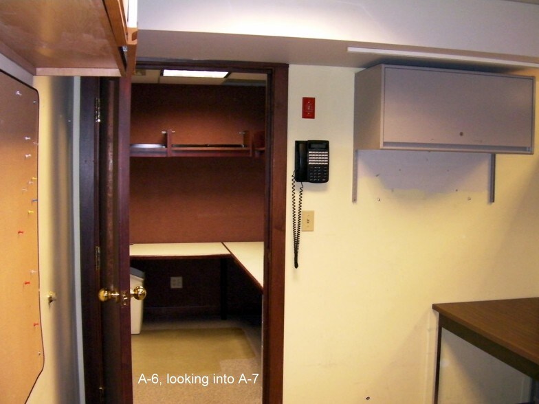 More Photos Of 1768 Storrs Rd, Mansfield Office For Lease