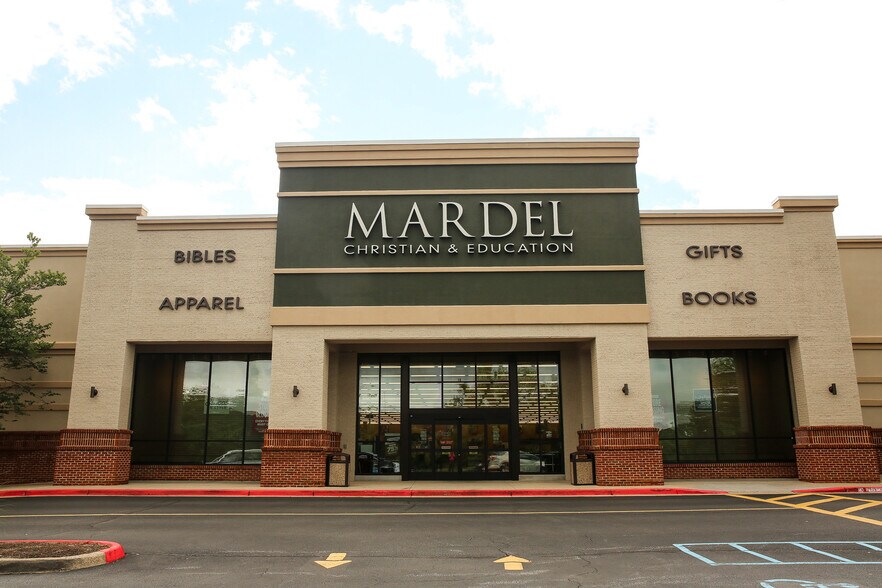 More Photos Of 3211 Peoples St, Johnson City General Retail For Lease
