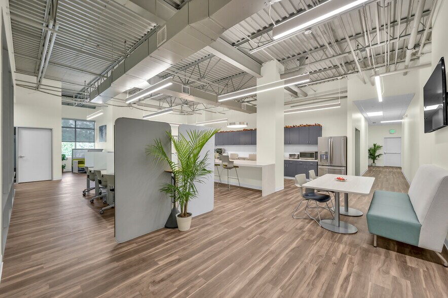 More Photos Of 14150 Huffmeister Rd, Cypress Coworking Space