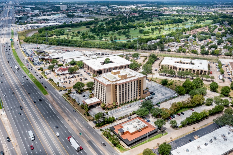 More Photos Of 9090 Southwest Fwy, Houston Hotel For Sale