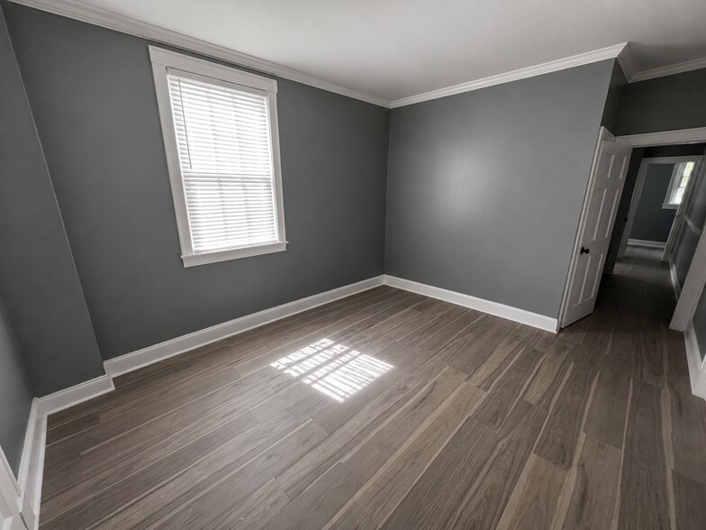 More Photos Of 3702 Chesholm Rd, Baltimore Multifamily For Sale