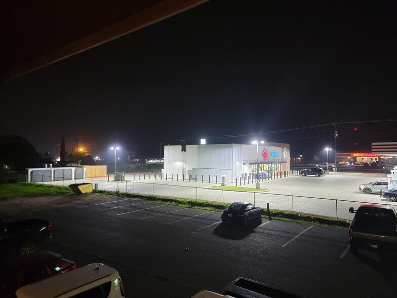 More Photos Of 8205 N La Homa Rd, Mission Apartments For Sale