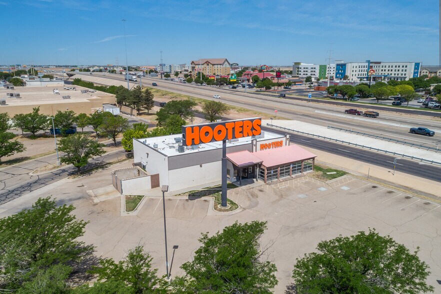More Photos Of 8101 W I-40, Amarillo Restaurant For Lease