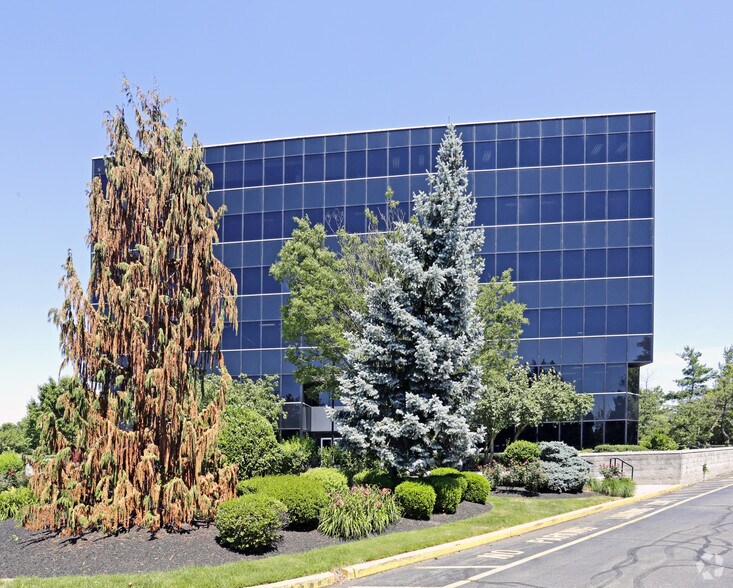 Primary Photo Of 900 US Highway 9 N, Woodbridge Office For Lease