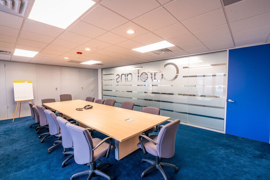 More Photos Of 17W775 Butterfield Road (Midwest Office Center), Oakbrook Terrace Medical For Lease