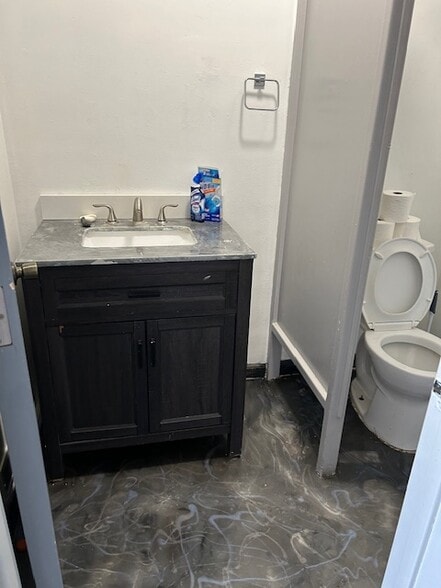 More Photos Of 315 N Sierra Nevada St, Stockton Religious Facility For Lease