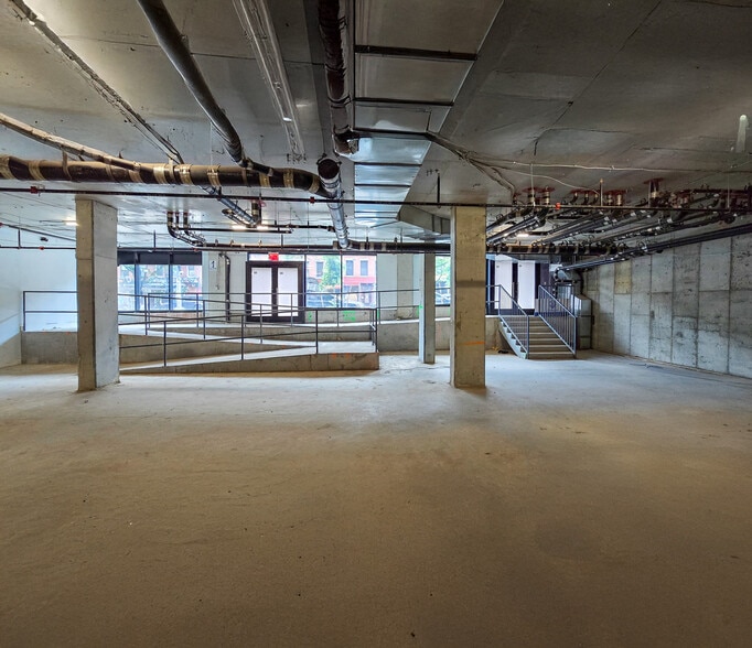 More Photos Of 40 Bruckner Blvd, Bronx Apartments For Lease