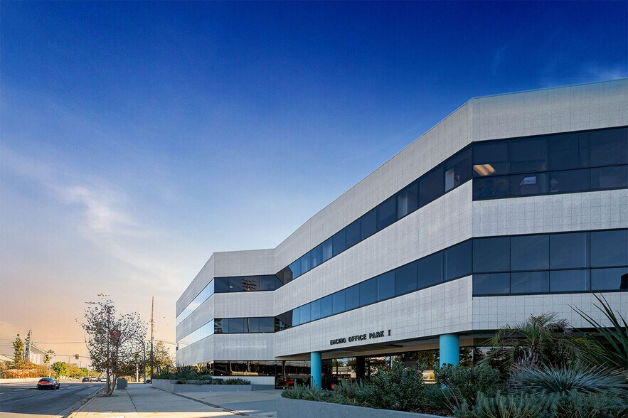 More Photos Of 6345 Balboa Blvd, Encino Office For Sale