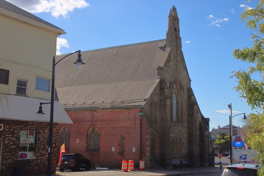 More Photos Of 1860 Westminster St, Providence Religious Facility For Lease