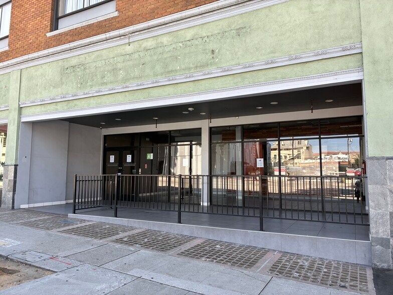 Primary Photo Of 208-224 E Olive Ave, Burbank Office For Lease
