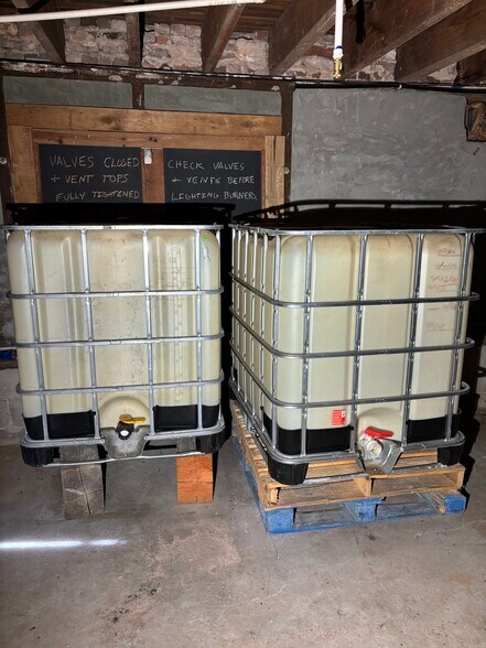 More Photos Of 116 Courthouse Sq, Edgefield Storefront For Lease