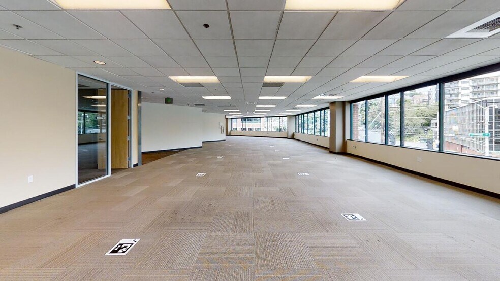 More Photos Of 351 Elliott Ave W, Seattle Unknown For Lease