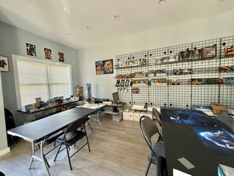 More Photos Of 101 N 3rd St, East Newark Apartments For Lease