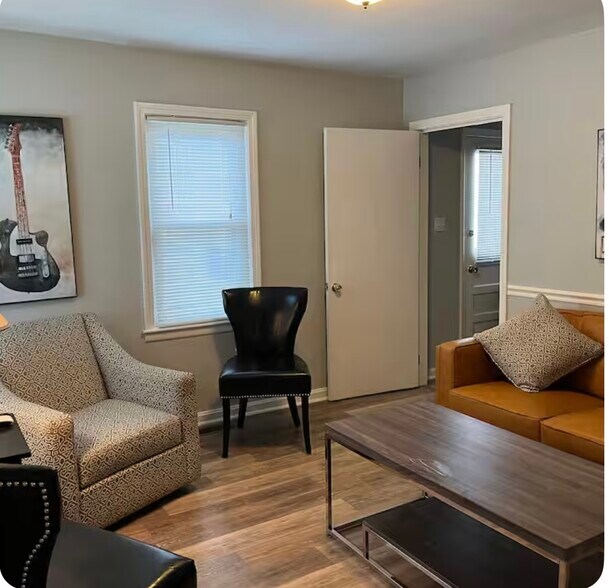 More Photos Of 1110 17th Ave S, Nashville Apartments For Sale