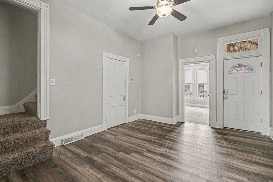 More Photos Of 318-320 Lafayette Ave, Bellevue Apartments For Sale