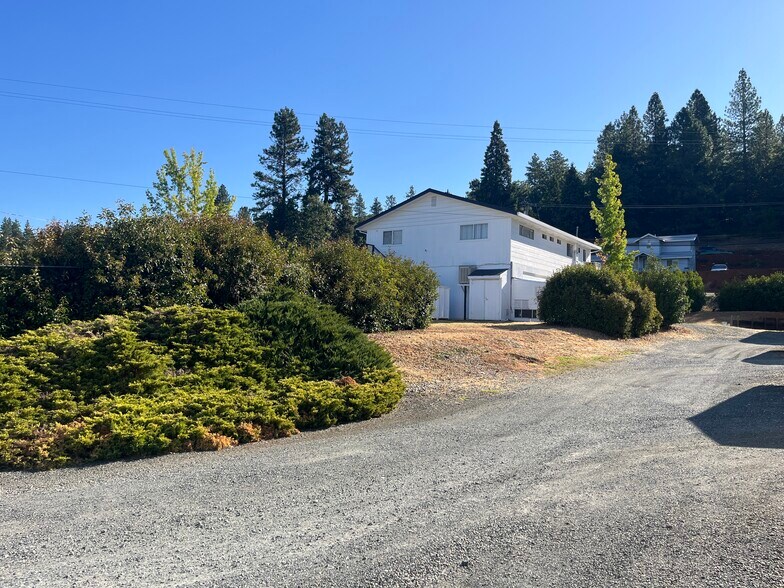More Photos Of 13191 La Barr Meadows Rd, Grass Valley Self Storage For Sale