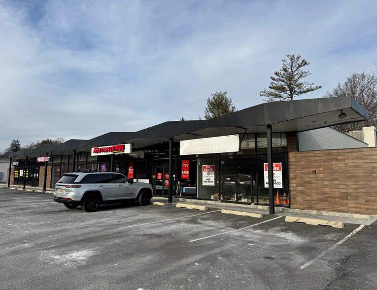Primary Photo Of 688-700 Morris Tpke, Short Hills Storefront For Lease