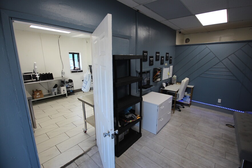 More Photos Of 5114 N Peoria Ave, Tulsa Restaurant For Lease