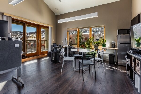 More Photos Of 2029 Sidewinder Dr, Park City Office For Sale