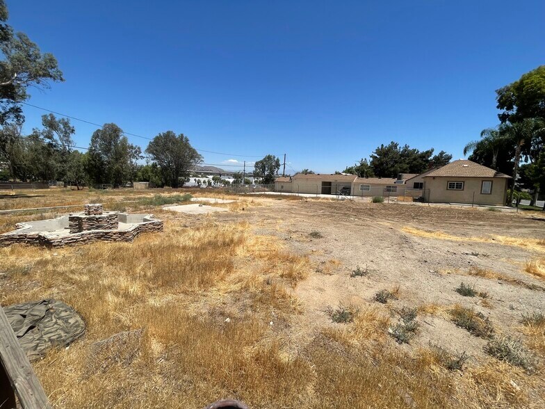 More Photos Of 1129 E 6th St, Corona Land For Sale