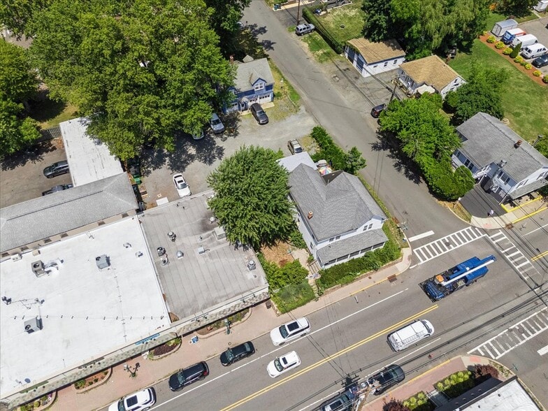 More Photos Of 483-487 Springfield Ave, Berkeley Heights Storefront For Sale