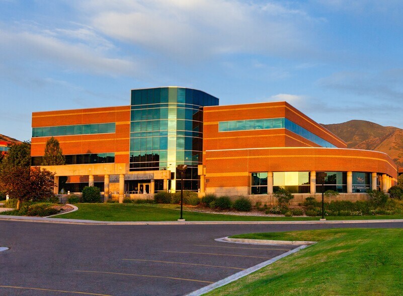 More Photos Of 675 S Arapeen Dr, Salt Lake City Medical For Lease