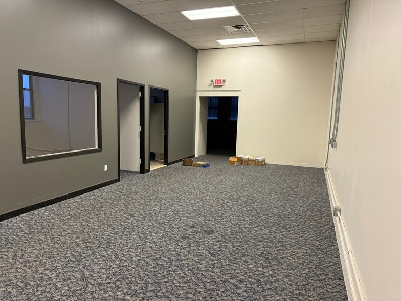 More Photos Of 114 Pearl St, Port Chester Light Distribution For Lease